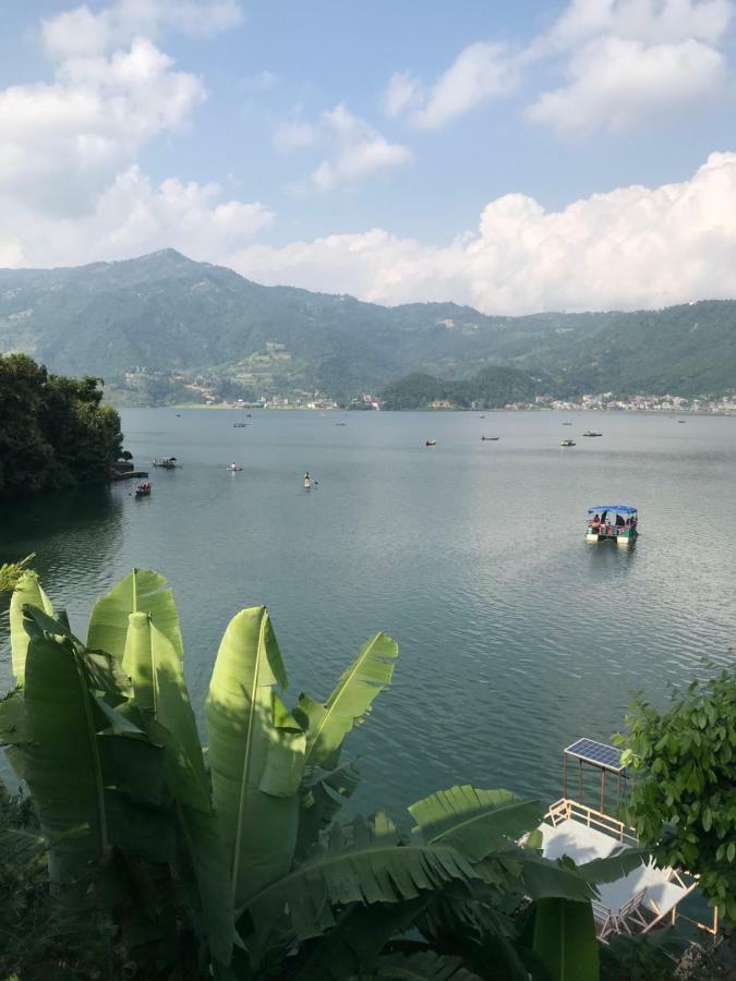 Lake Boutique Hotel Pokhara Buitenkant foto